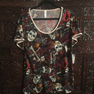 XL Classic Tee LuLaRoe